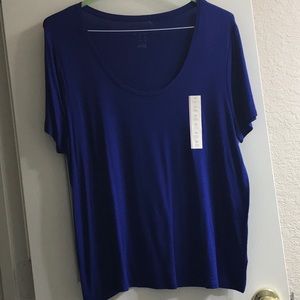Short sleeve tee